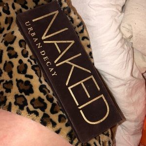 ⚡️naked pallet